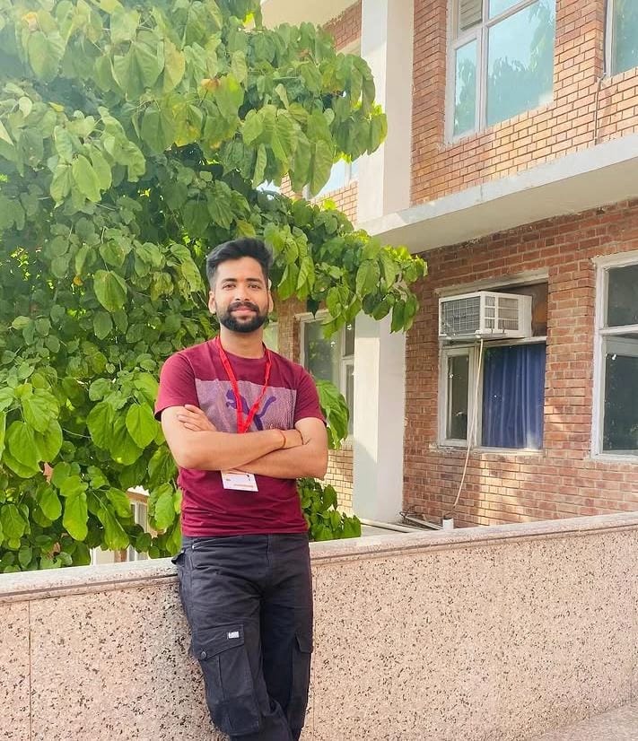 Portrait of Keshav Bhatt